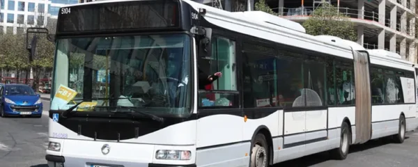 bus touristique pour explorer Rennes